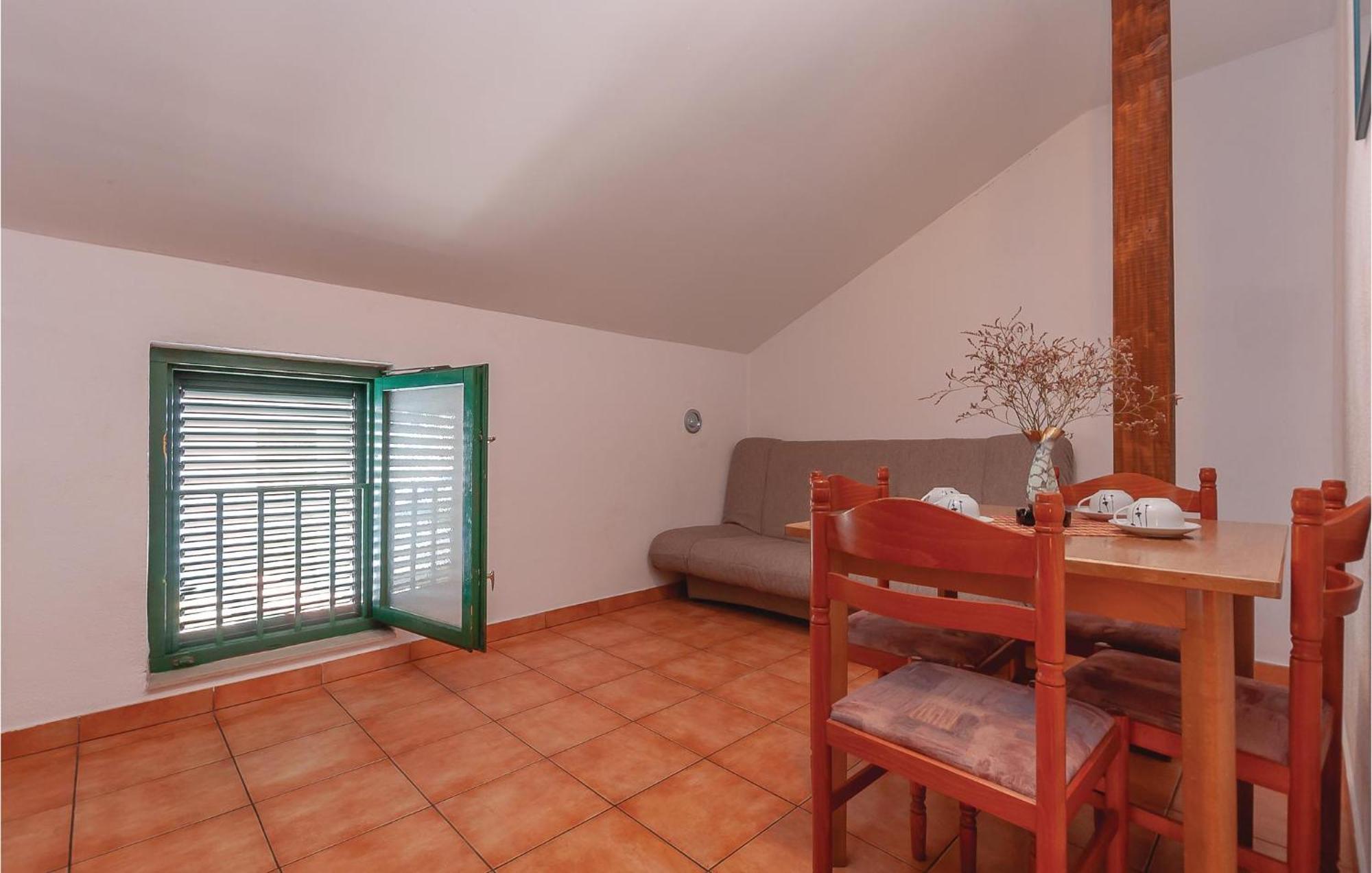 Gorgeous Apartment In Tisno With Kitchen Kültér fotó